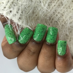 Speckled Me Green - By Dany Vianna Esmaltes Artesanais