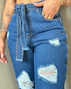Calça Mom Cintura Alta Ref 5562 - Preta Madá Jeans