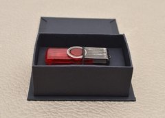 Kit com 50 Caixas de Pen Drive Verniz na internet