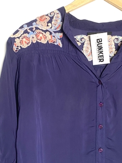 Camisa AKiabara T.S Violeta Con Bordado (79424) - comprar online