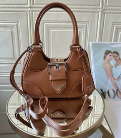 Bolsa Prada Moon em Re-Nylon e Couro Caramelo Italiana