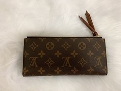 Carteira Louis Vuitton Adele Zíper Duplo Marrom Italiana - comprar online