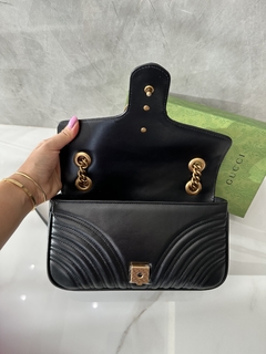 Imagem do Bolsa Gucci Marmont Pequena Shoulder Preta Italiana