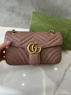 Bolsa Gucci Marmont Pequena Shoulder Nude Rosado Italiana na internet