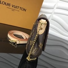 Bolsa Louis Vuitton Favorite Pm Monogram Italiana - loja online