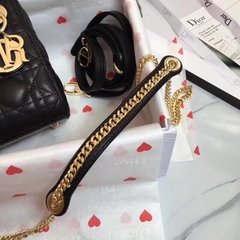 Bolsa Lady Dior Pequena Preta Italiana na internet