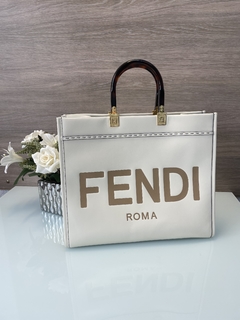 Bolsa Fendi Sunshine Tote Branca Italiana - comprar online