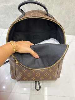 Mochila Louis Vuitton Palm Springs MM Monogram Italiana - loja online