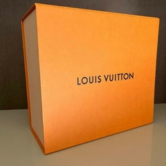 Caixa Louis Vuitton LV Média Presente Italiana - Bolsas e Grife