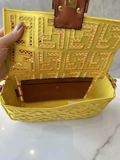 Bolsa Fendi Baguette Amarela Italiana