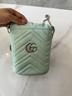 Bolsa Gucci Marmont Mini Bucket Verde Italiana - comprar online