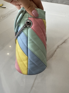 Bolsa Gucci Marmont Mini Bucket Candy Colorida Italaina na internet