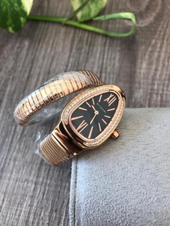 Relógio Bulgari Serpenti Rose Fundo Preto Com Brilho Italiana