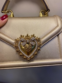 Bolsa D&G Devotion Pequena Dourada Italiana - comprar online