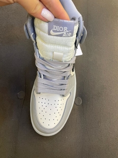 Tênis Air Dior Nike Jordan Italiana na internet