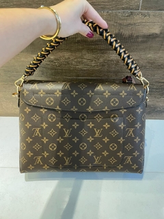 Imagem do Bolsa Louis Vuitton Beaubourg Mm Italiana