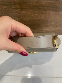 Imagem do Bolsa Chloé C Ring Mini Cinza Italiana