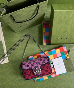 Bolsa Gucci GG Marmont Multicolor Super Mini Italiana - loja online