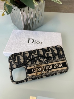 Case Dior Saddle Iphone 12 e 12 Pro Max Bordada Italiana - comprar online