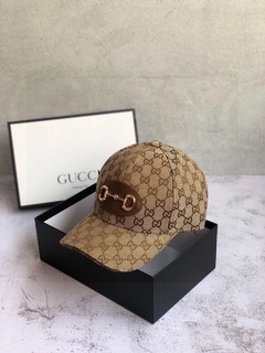 Boné Gucci GG Bege Horsebit 2 Cores Italiana
