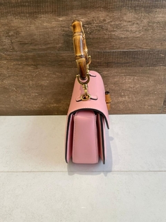 Bolsa Gucci Pequena Com Alça De Bambu Rosa Italiana - comprar online