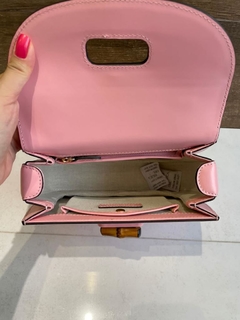 Bolsa Gucci Pequena Com Alça De Bambu Rosa Italiana - Bolsas e Grife