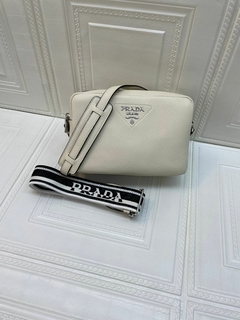 Bolsa com Alça de Ombro Off-White Italiana