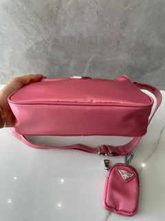 Bolsa Reedição 2005 Rosa Nylon Italiana - Bolsas e Grife