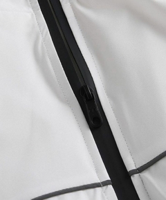 Blusa Corta Vento Balenciaga Branca Italiana - Bolsas e Grife