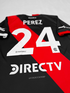 NUEVA CAMISETA SUPLENTE NEGRA Y ROJA 2023 (Aeroready) en internet