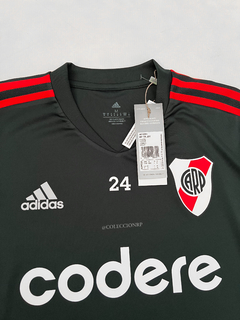 REMERA DE ENTRENAMIENTO VERDE OSCURA 2023