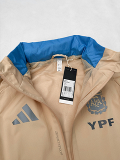 CAMPERA ROMPEVIENTOS DE ENTRENAMIENTO ARGENTINA AFA 2024 - tienda online