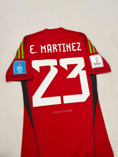 CAMISETA DE ARQUERO ROJA DIBU MARTINEZ vs HOLANDA