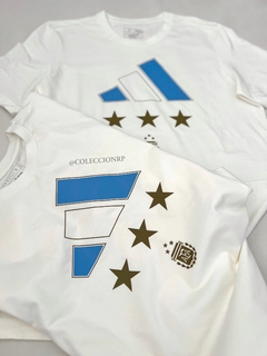 REMERA FESTEJOS ARGENTINA CAMPEÒN DEL MUNDO - QATAR 2022 - AFA 3 ESTRELLAS en internet