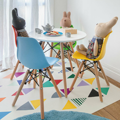 cadeira-eames-junior-azul-com-base-de-madeira-natural