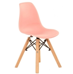 Cadeira Eames Junior - Rosa Coral com base de madeira natural - comprar online