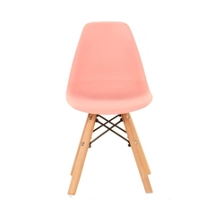 Cadeira Eames Junior - Rosa Coral com base de madeira natural