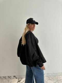 Campera bomber mick negra - comprar online