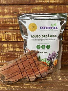 Adubo orgânico Fortirriza 500 gramas + 1 placa de nó de pinho