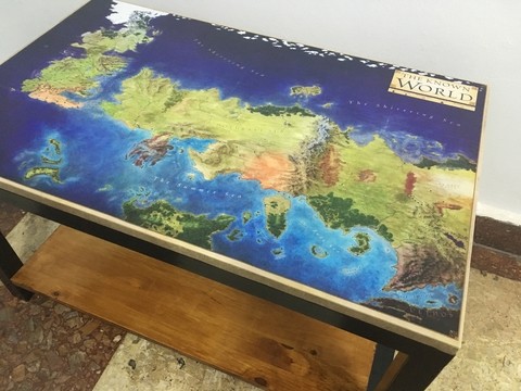 Mesa Ratona Mapa Game of Thrones a color (80x50cm) con estante opcional - comprar online