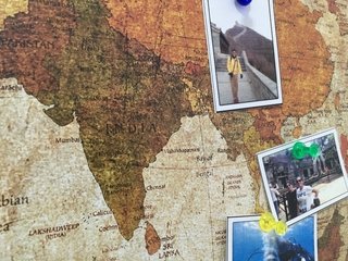Cuadro Mapamundi para marcar viajes (Con corcho) en internet