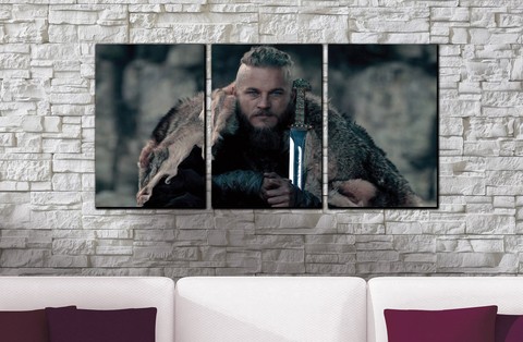 Cuadros - Tríptico Rey Ragnar con espada - comprar online
