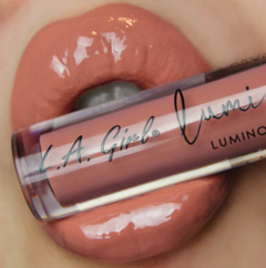 L.A Girl Lumilicious Lip Gloss en internet