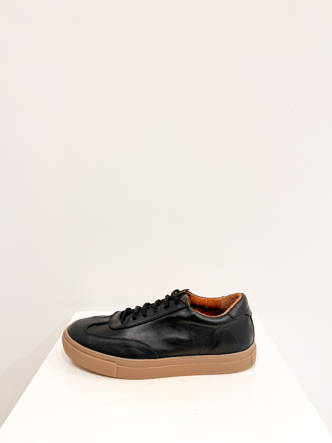 Zapatilla MONTREAL NEGRO