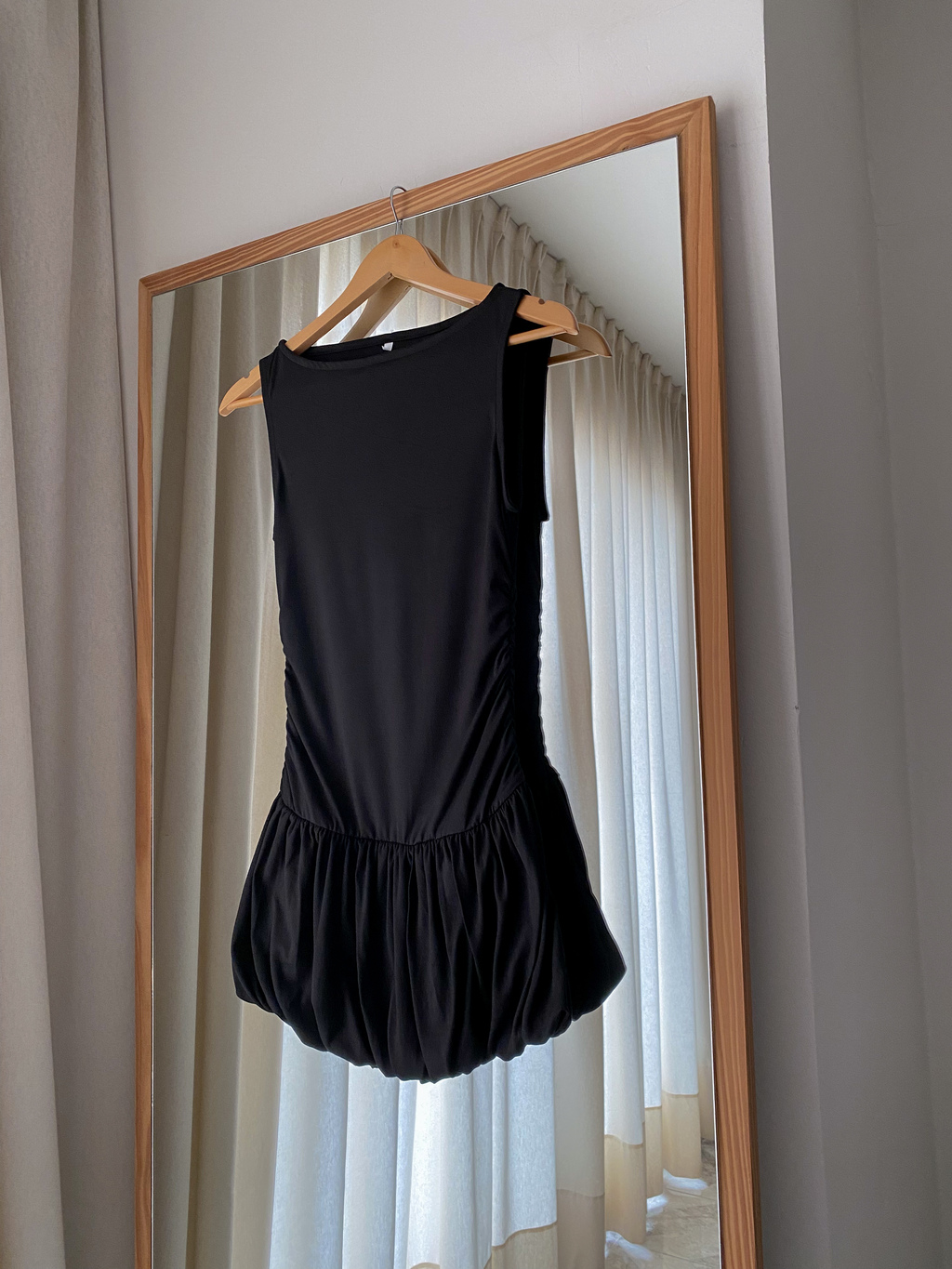 Vestido De Punto CECIL Para Mujer - Cuello Alto, Detalles De Punto, Mezcla De Materiales Cálidos, Ideal Para Días Fríos