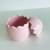 Enfeite Ovo com tampa em cerâmica rosa 10x10x10cm - loja online