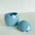 Enfeite Ovo com tampa em cerâmica azul 10x10x10cm na internet