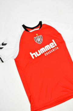 Remera Chacarita Juniors Entrenamiento Hummel 2023 Roja - tienda online