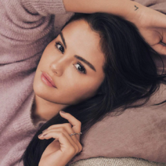 Rare Beauty by Selena Gomez - Find Comfort Body & Hair Fragrance Mist - tienda online
