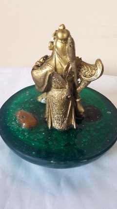 Samurai Kuan Kun 10cm base de orgonite com jadeíta - Orgonites e loja de artigos esotéricos